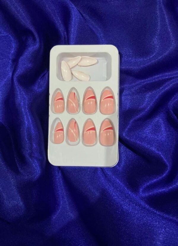 Abstract art Nails - Image 5