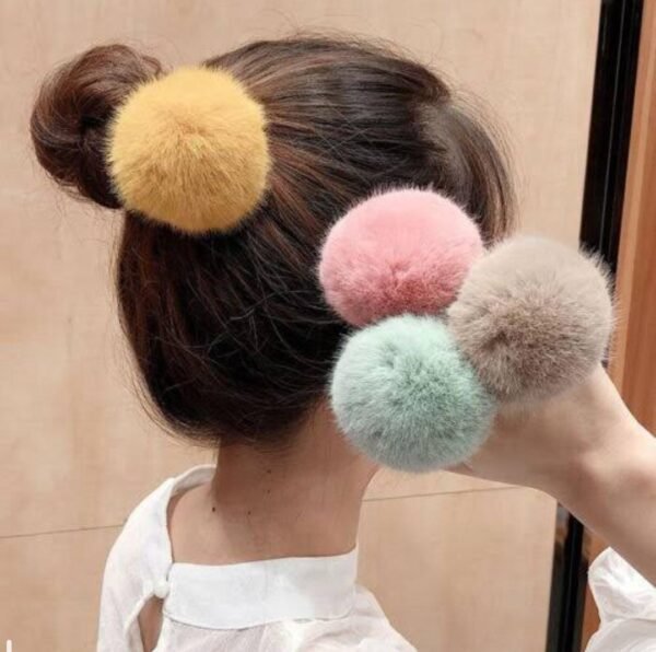 pompom hair tie