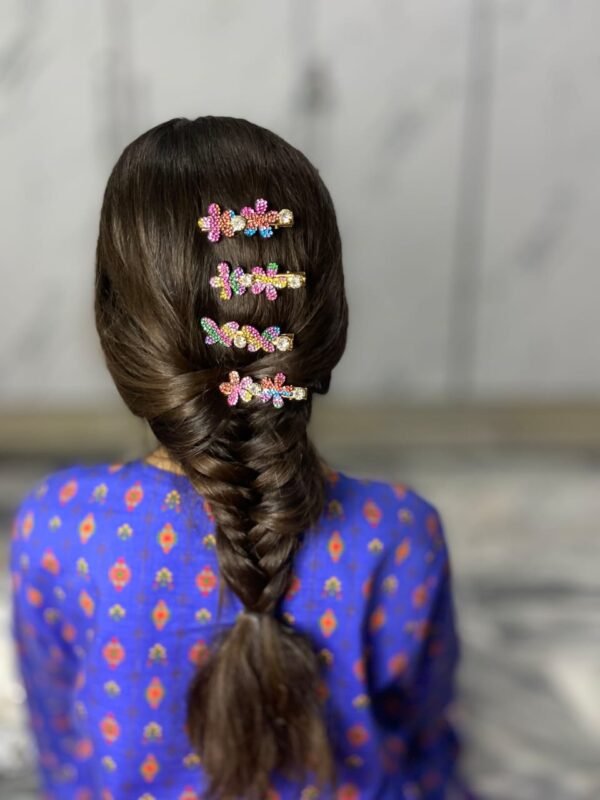 Multi bedazzled Pins - Image 7