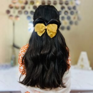 Small bow pins